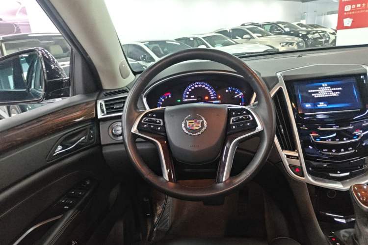 Used Cadillac SRX 2015 3.0L Elite Model Steering Wheel