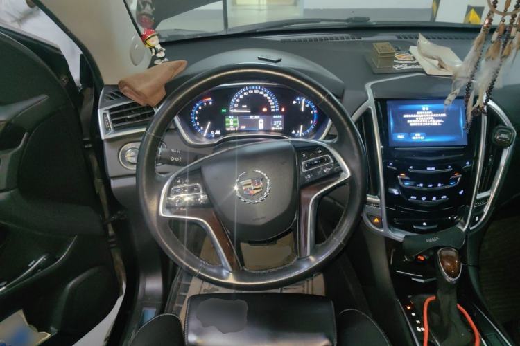 Used Cadillac SRX 2015 3.0L Elite Model Steering Wheel