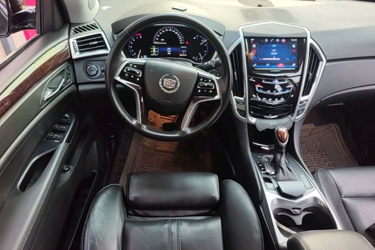 Used Cadillac SRX 2015 3.0L Elite Model Steering Wheel