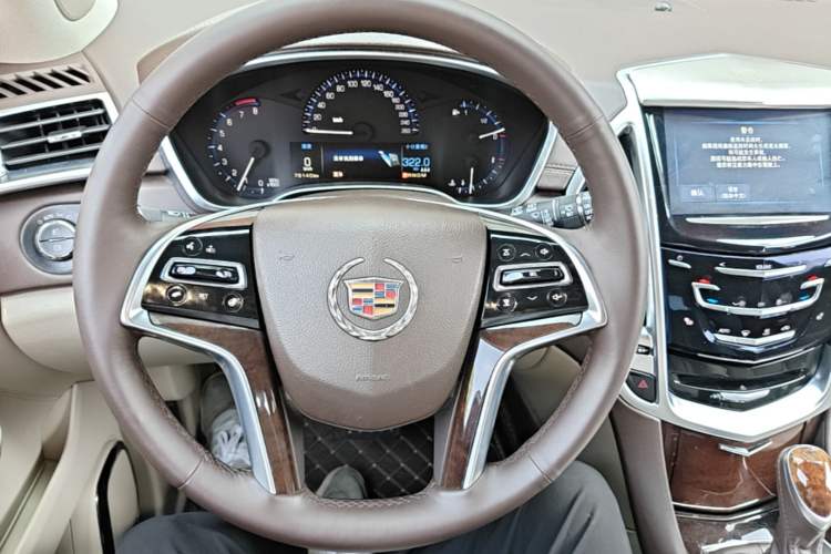 Used Cadillac SRX 2015 3.0L Elite Model Steering Wheel