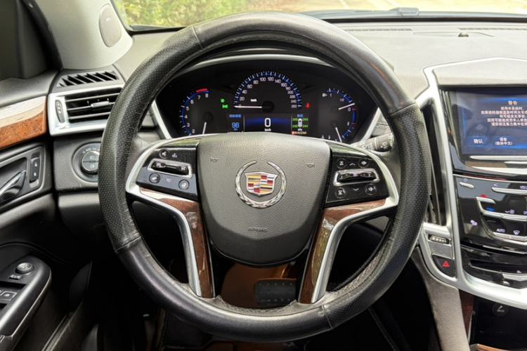 Used Cadillac SRX 2015 3.0L Elite Model Steering Wheel
