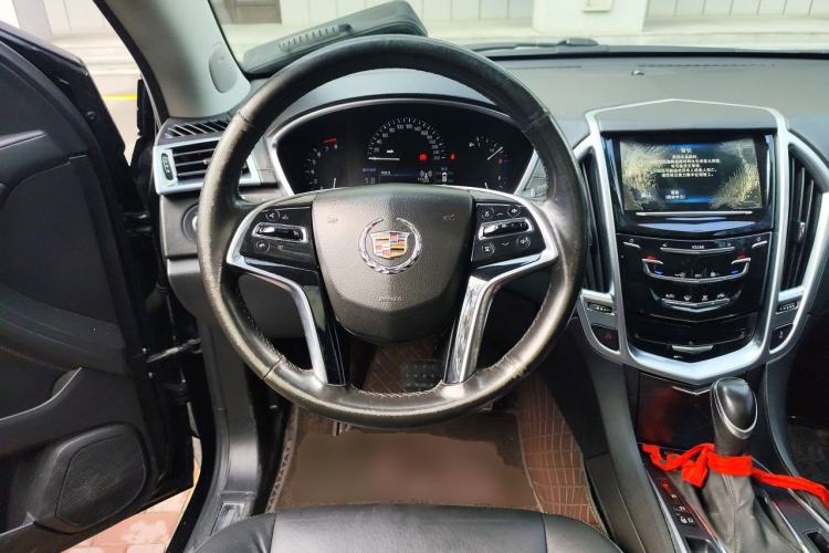 Used Cadillac SRX 2015 3.0L Comfort Version Steering Wheel