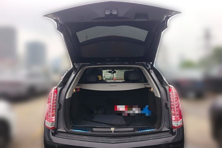 Used Cadillac SRX 2015 3.0L Elite Model Trunk