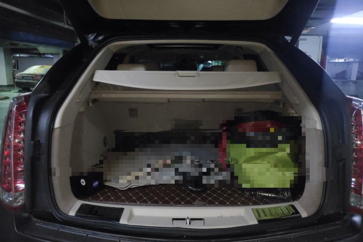 Used Cadillac SRX 2015 3.0L Elite Model Trunk