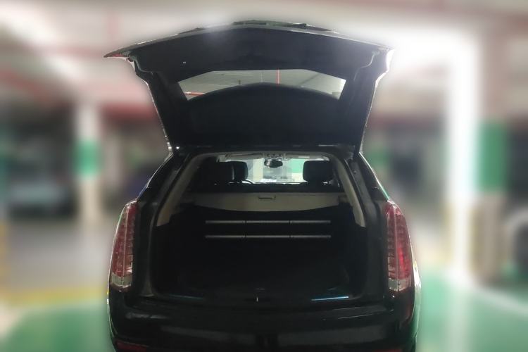 Used Cadillac SRX 2015 3.0L Elite Model Trunk