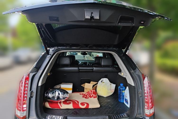 Used Cadillac SRX 2015 3.0L Comfort Version Trunk
