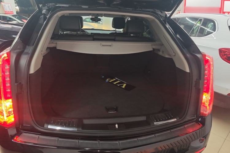 Used Cadillac SRX 2015 3.0L Comfort Version Trunk