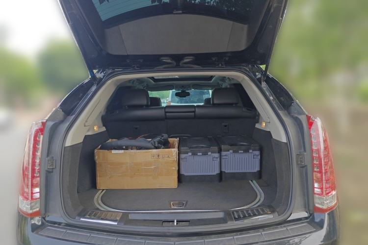 Used Cadillac SRX 2015 3.0L Elite Model Trunk
