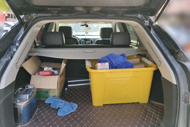 Used Cadillac SRX 2015 3.0L Elite Model Trunk