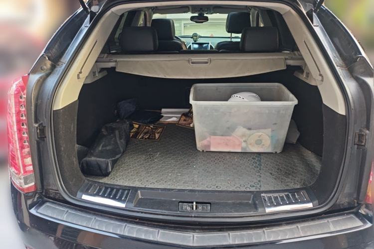 Used Cadillac SRX 2015 3.0L Comfort Version Trunk