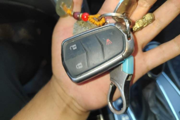 Used Cadillac SRX 2015 3.0L Comfort Version Vehicle Key