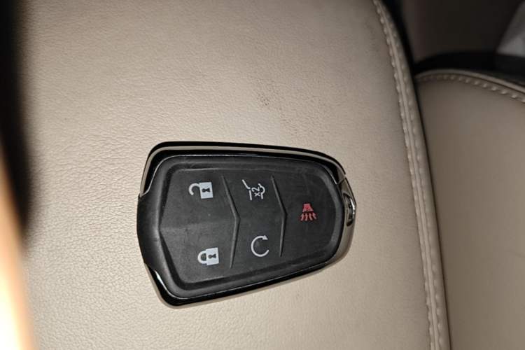 Used Cadillac SRX 2015 3.0L Elite Model Vehicle Key