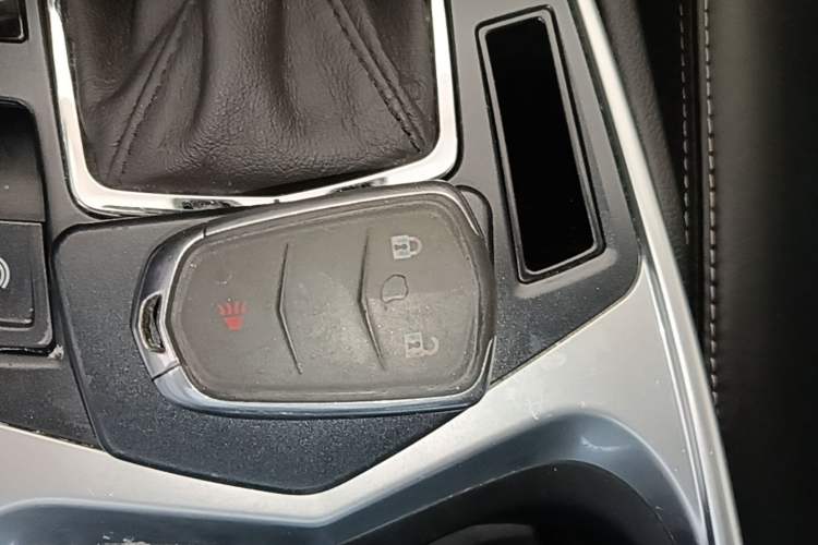 Used Cadillac SRX 2015 3.0L Comfort Version Vehicle Key