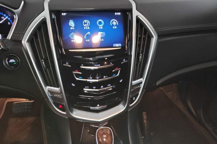 Used Cadillac SRX 2015 3.0L Elite Model Audio And AC Panel