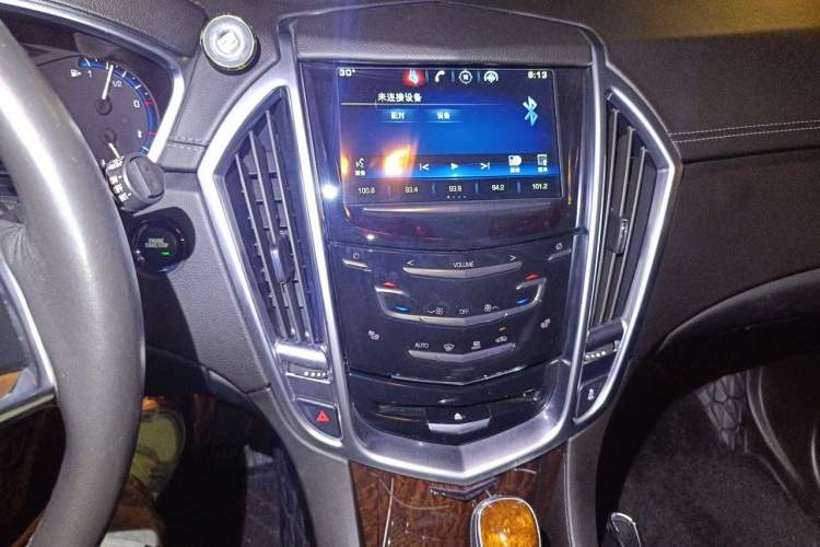 Used Cadillac SRX 2015 3.0L Elite Model Audio And AC Panel