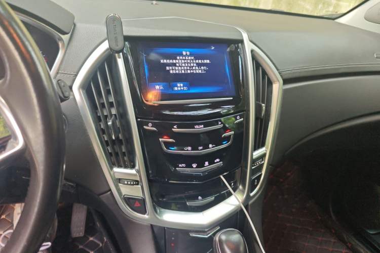 Used Cadillac SRX 2015 3.0L Comfort Version Audio And AC Panel
