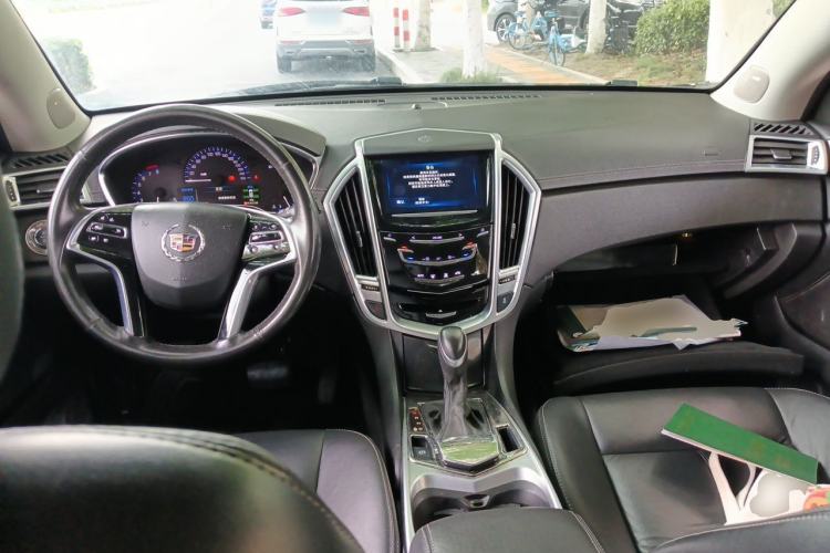 Used Cadillac SRX 2015 3.0L Comfort Version Center Console