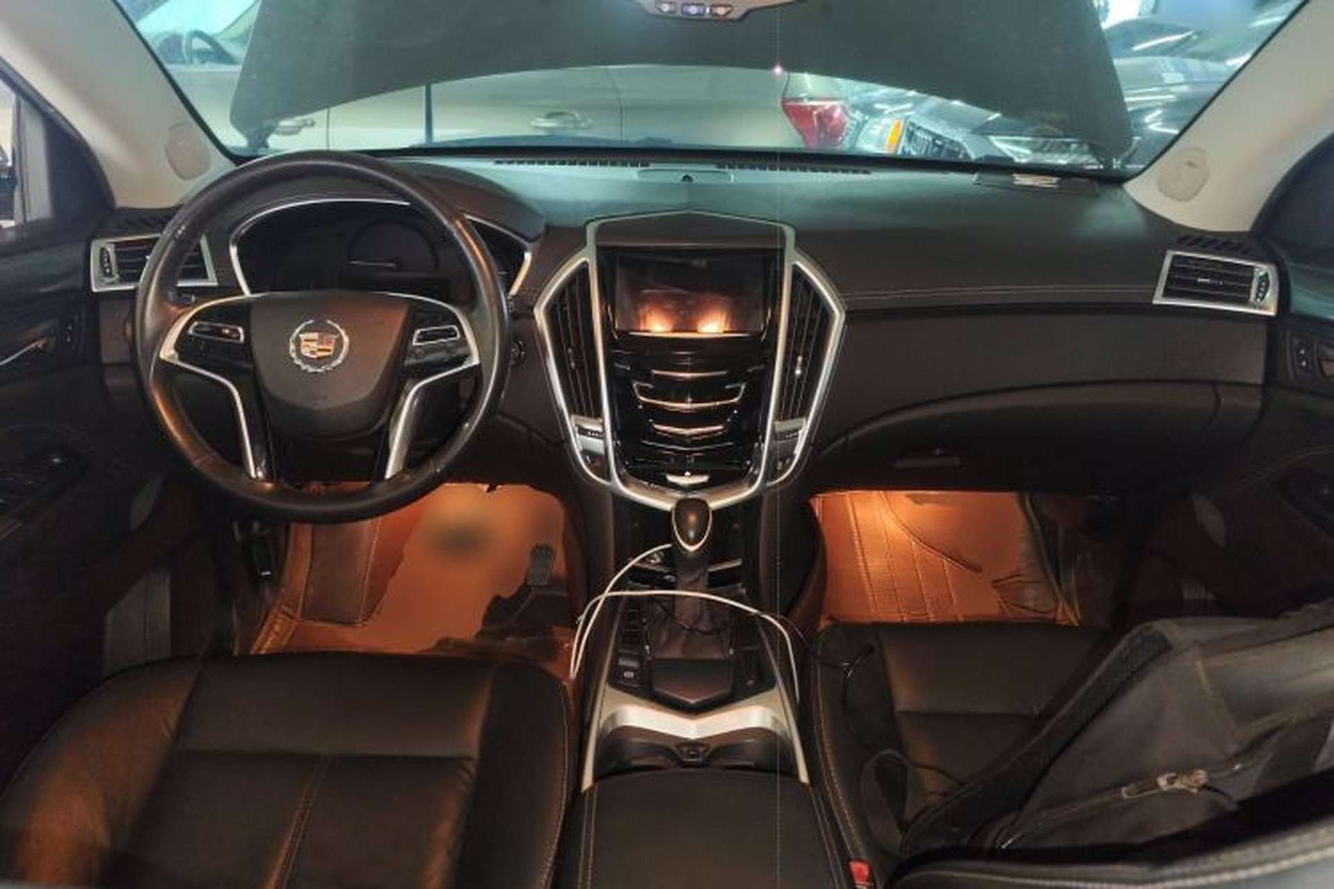 Used Cadillac SRX 2015 3.0L Comfort Version Center Console