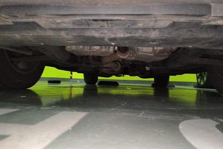 Used Cadillac SRX 2015 3.0L Elite Model Chassis Front