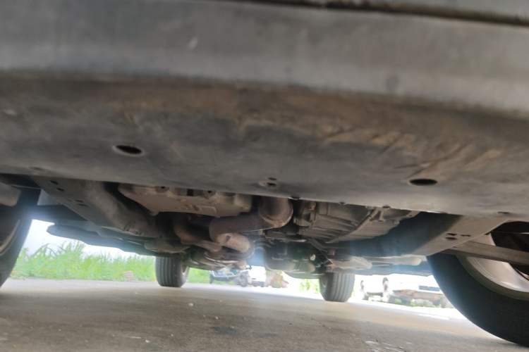Used Cadillac SRX 2015 3.0L Comfort Version Chassis Front