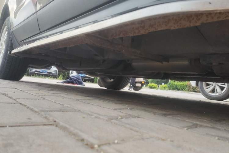 Used Cadillac SRX 2015 3.0L Elite Model Chassis Front Right