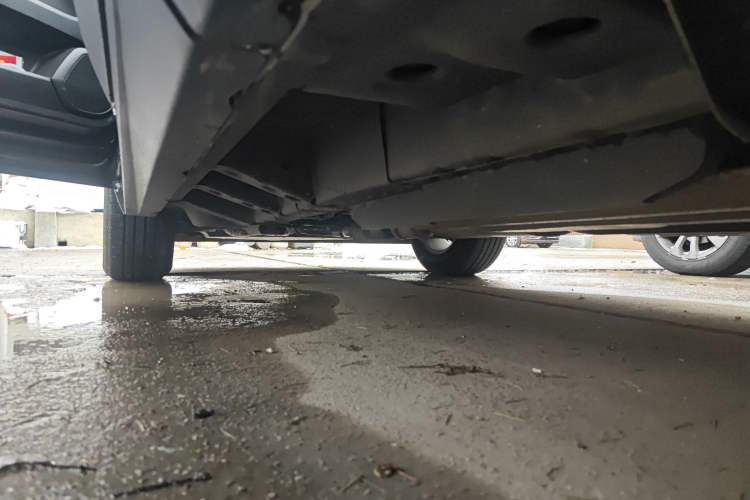 Used Cadillac SRX 2015 3.0L Comfort Version Chassis Rear Left