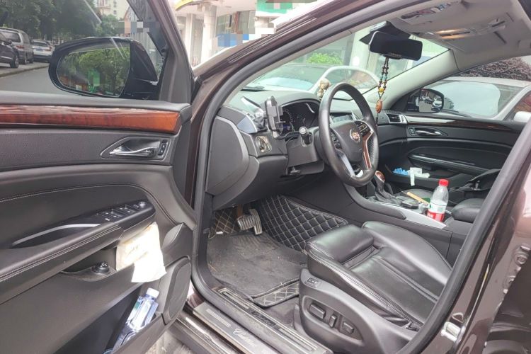 Used Cadillac SRX 2015 3.6L Flagship Edition Driver Seat