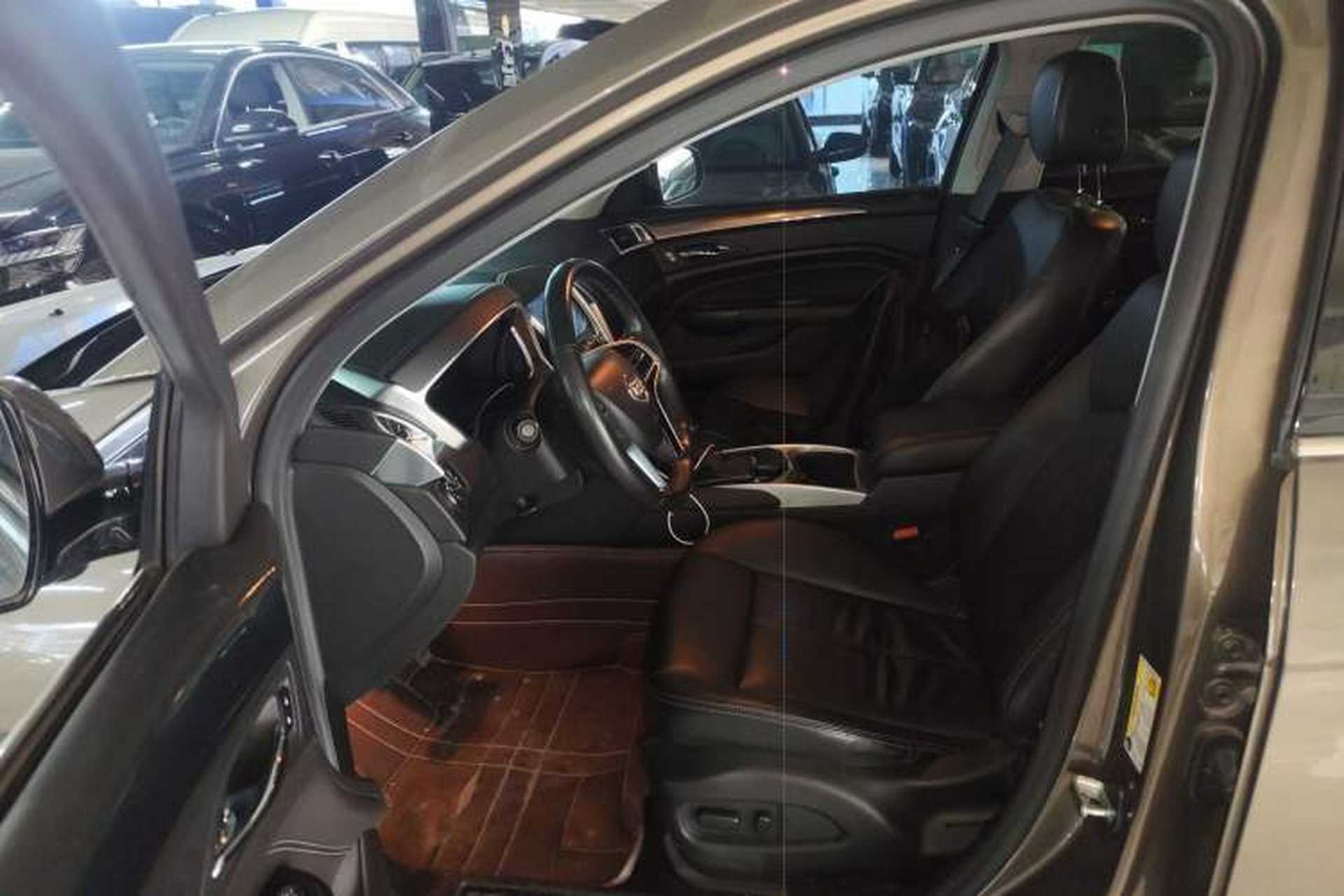 Used Cadillac SRX 2015 3.0L Comfort Version Driver Seat