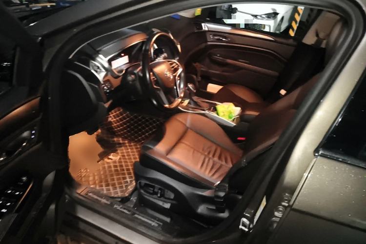 Used Cadillac SRX 2015 3.0L Comfort Version Driver Seat