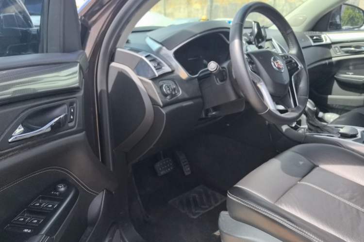 Used Cadillac SRX 2015 3.0L Comfort Version Driver Seat