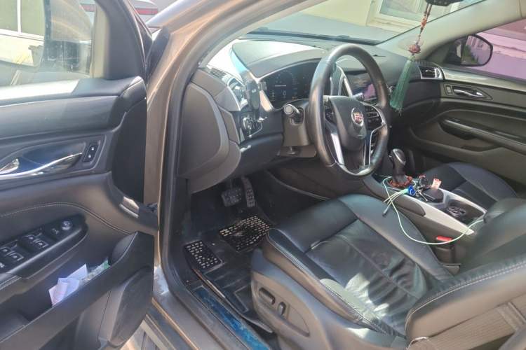 Used Cadillac SRX 2015 3.0L Comfort Version Driver Seat
