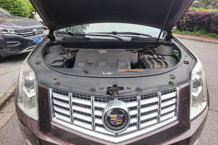 Used Cadillac SRX 2015 3.6L Flagship Edition Engine Bay