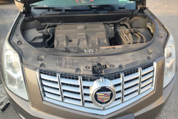 Used Cadillac SRX 2015 3.0L Elite Model Engine Bay