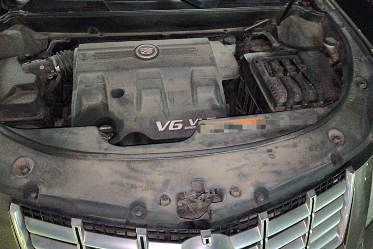 Used Cadillac SRX 2015 3.0L Elite Model Engine Bay