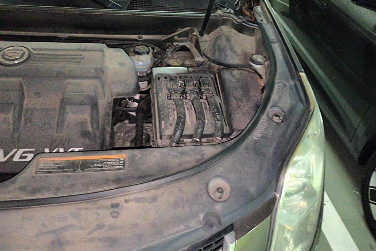 Used Cadillac SRX 2015 3.0L Elite Model Engine Bay Left