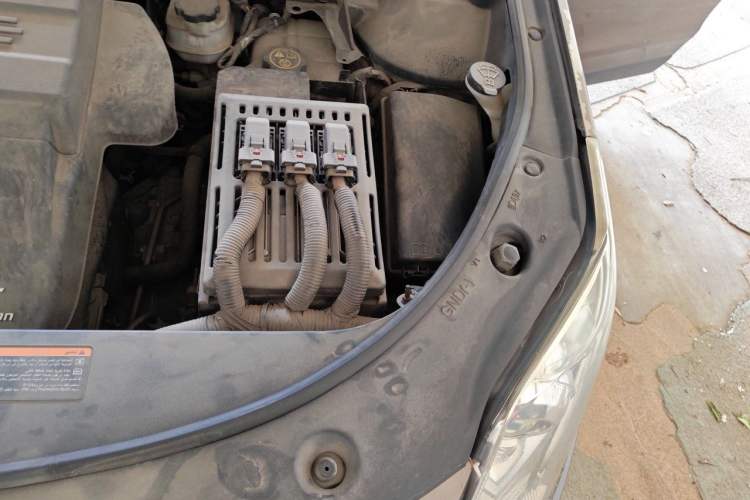 Used Cadillac SRX 2015 3.0L Flagship Model Engine Bay Left