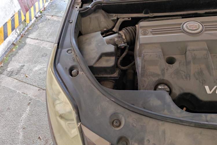 Used Cadillac SRX 2015 3.0L Flagship Model Engine Bay Right