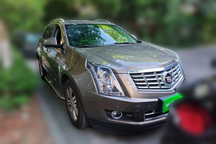 Used Cadillac SRX 2015 3.0L Elite Model Front Right 45 Deg