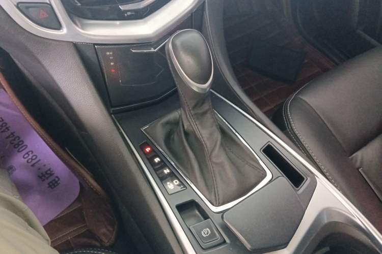 Used Cadillac SRX 2015 3.0L Comfort Version Gear Lever
