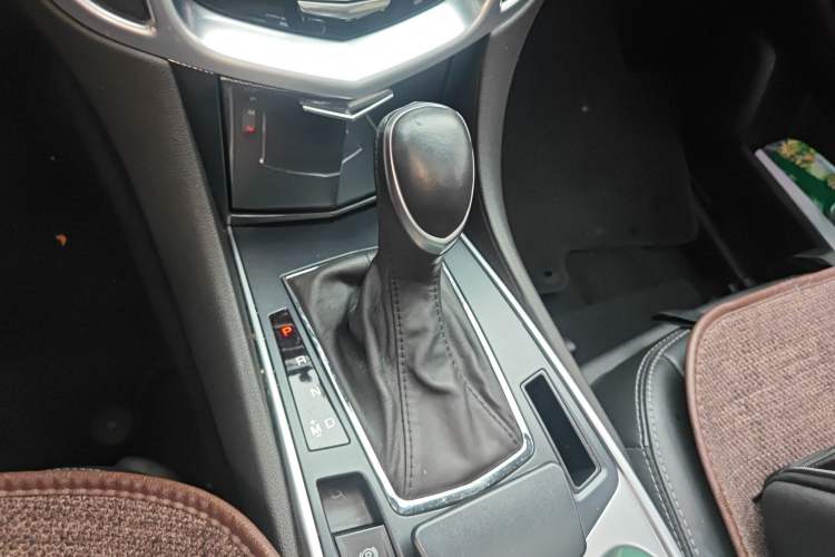 Used Cadillac SRX 2015 3.0L Comfort Version Gear Lever