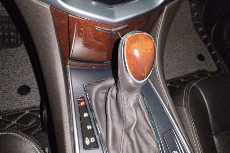 Used Cadillac SRX 2015 3.0L Elite Model Gear Lever