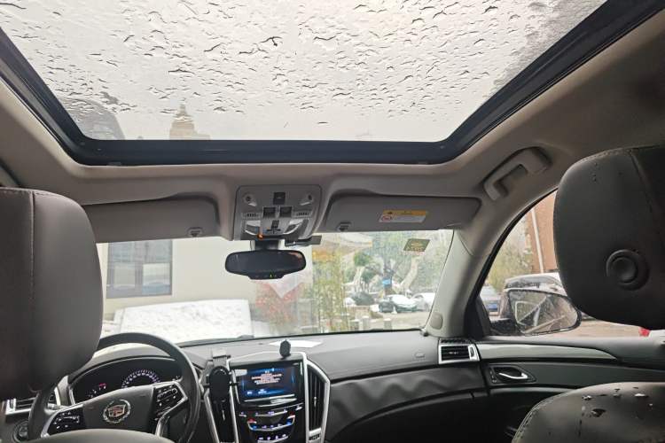 Used Cadillac SRX 2015 3.0L Comfort Version Headliner