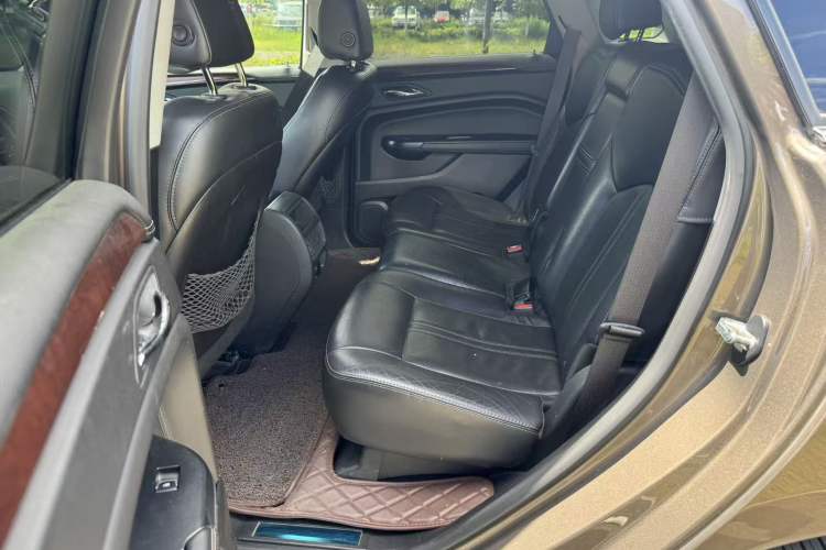 Used Cadillac SRX 2015 3.0L Elite Model Interior 4