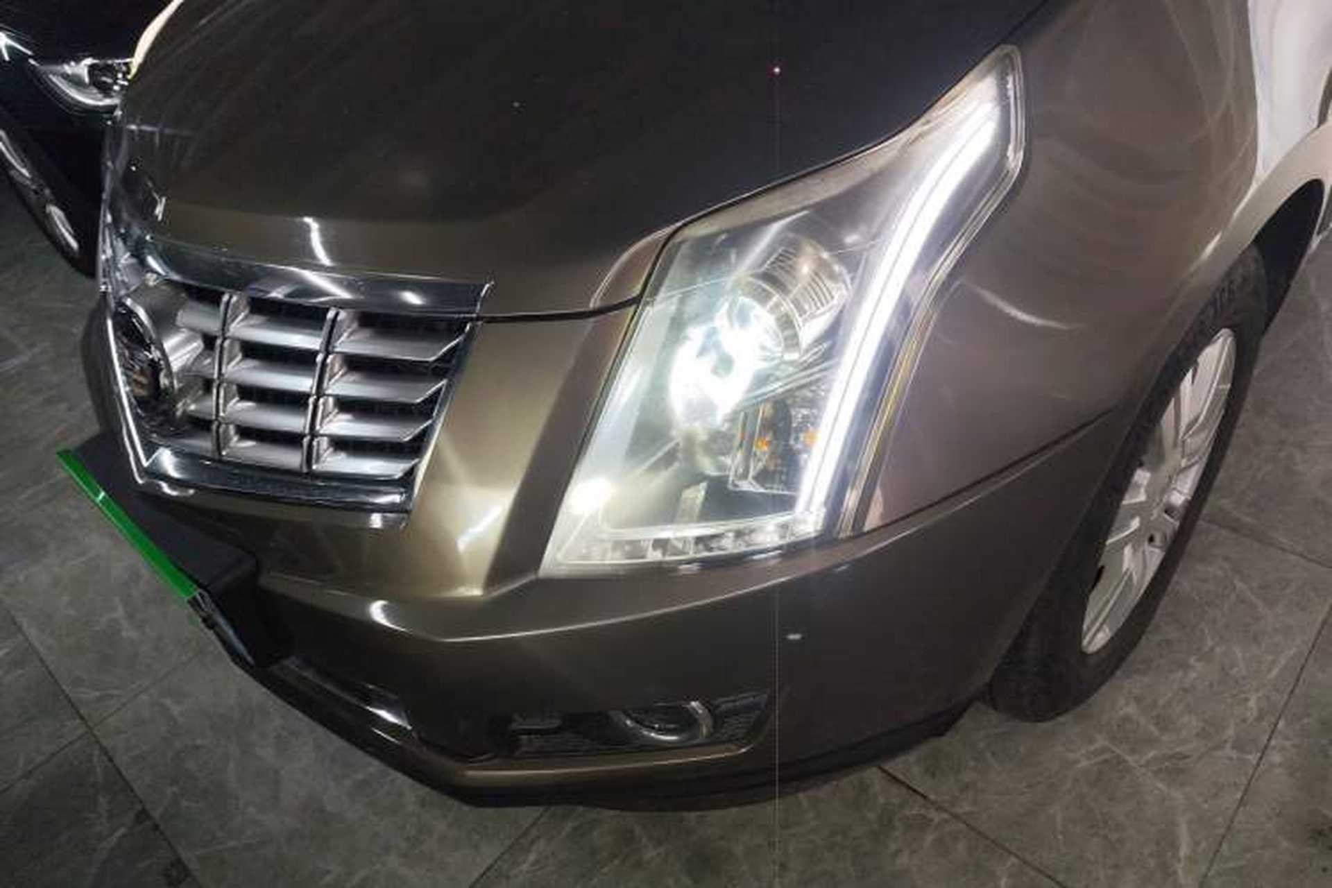 Used Cadillac SRX 2015 3.0L Comfort Version Left Front Headlight