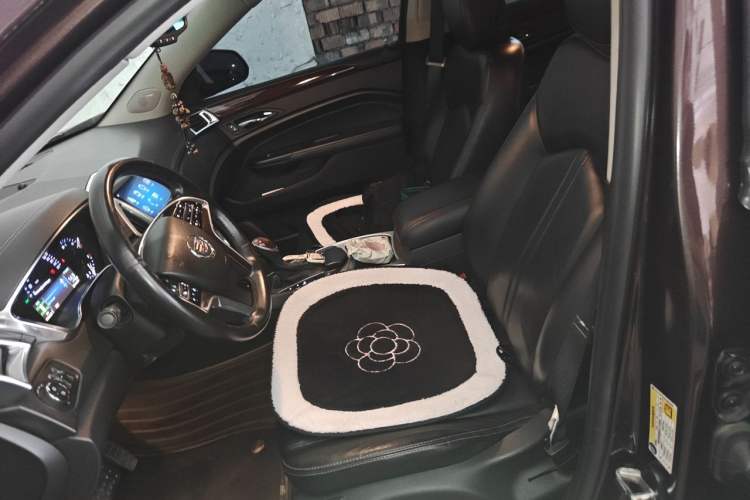 Used Cadillac SRX 2015 3.0L Elite Model Left Front Seat