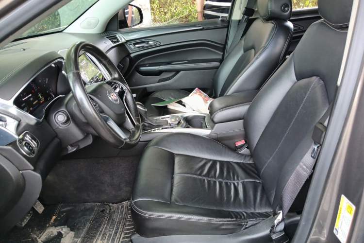 Used Cadillac SRX 2015 3.0L Comfort Version Left Front Seat