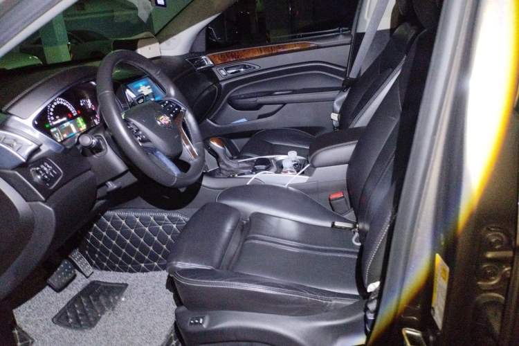 Used Cadillac SRX 2015 3.0L Elite Model Left Front Seat