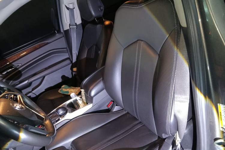 Used Cadillac SRX 2015 3.0L Elite Model Left Front Seat