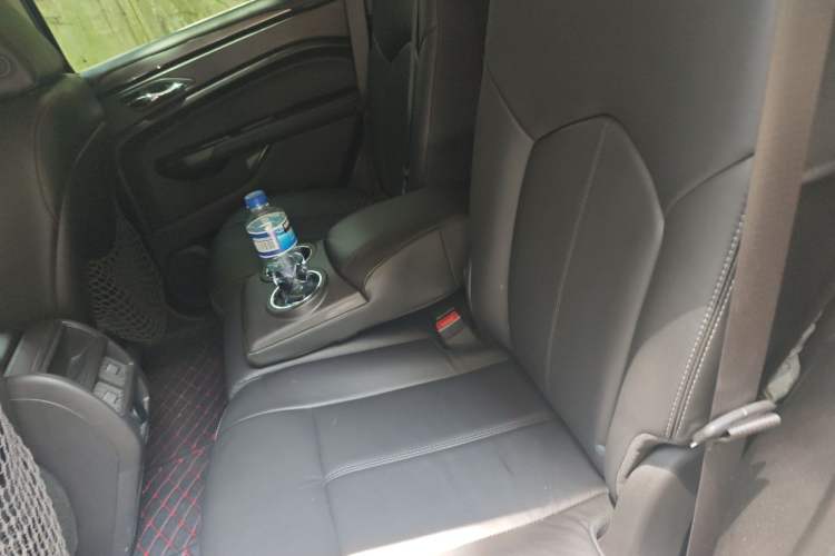 Used Cadillac SRX 2015 3.0L Comfort Version Left Rear Seat