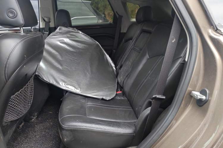Used Cadillac SRX 2015 3.0L Elite Model Left Rear Seat